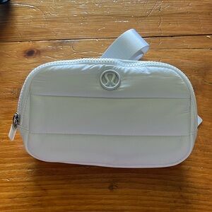 Lululemon everywhere belt bag wunder puff new with tags